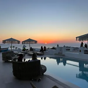 Paolas Sunset Aparthotel